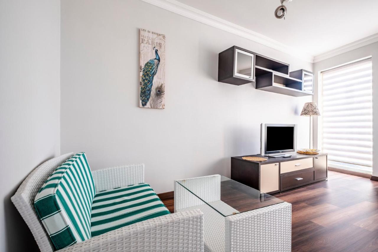 Sleek Flat 50 M To Bull Statue In Kadikoy Apartment Istanbul Luaran gambar